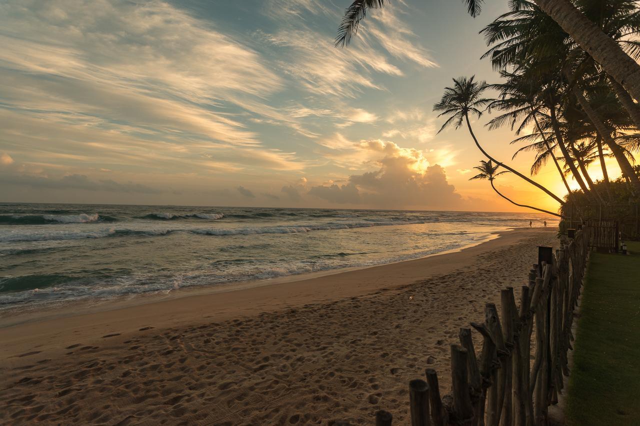 Kk Beach Habaraduwa Luaran gambar